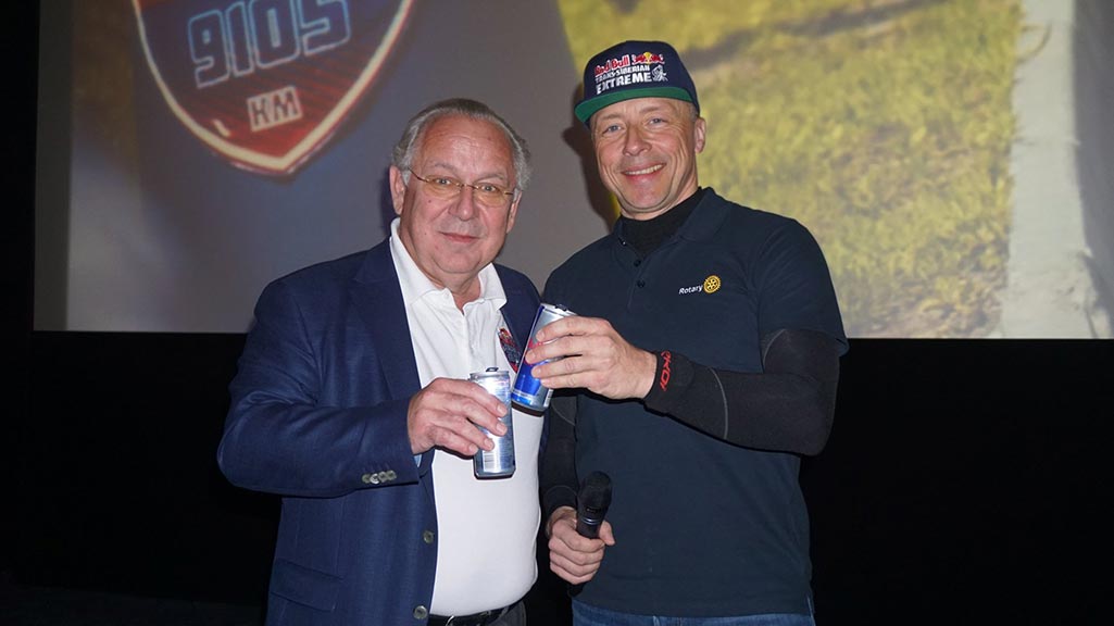 Über 100 Gäste beim RedBull Trans-Siberian Extreme Kinoabend